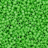 Miyuki kralen 11/0 delica's Opaque green