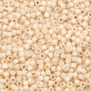 Miyuki kralen 11/0 delica's Ceylon antique beige