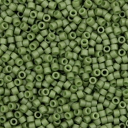 Miyuki kralen 11/0 delica's Opaque matte luster olive green DB-391