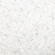Miyuki kralen 11/0 delica's Opal white DB-220