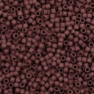 Miyuki kralen 11/0 delica's Opaque matte currant brown DB-1584
