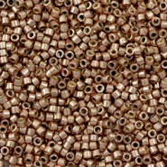 Miyuki kralen 11/0 delica's Duracoat galvanized champagne DB-2504