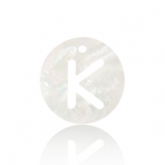 Schelp hanger special letter K White (natuurlijke kleur)