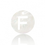 Schelp hanger special letter F White (natuurlijke kleur)