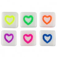 Acryl letterkralen hearts White