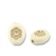 Kralen van acryl oval with flower Off white-gold