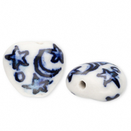 Keramiek kraal heart with moon and stars Off white-Delft blue