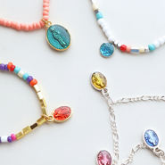 Inspiratiesets Inspiratie voor het maken van prachtige kettingen met DQ metalen bedels met epoxy