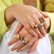 Inspiratiesets Ontdek onze stainless steel oorbellen en ringen