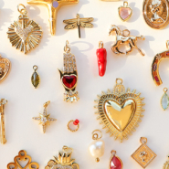 Nieuw 21-10-2024 NEW! Unieke collectie metaal bedels!