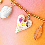 Nieuw 28-02-2025 Funky metalen bedels met enamel