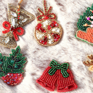 Nieuw 10-11-2025 Sparkling kerst broches met kralen