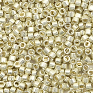 Miyuki kralen 11/0 delica's Duracoat galvanized silver