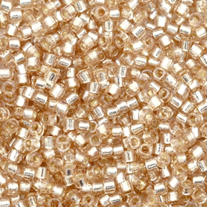 Miyuki kralen 11/0 delica's Duracoat silverlined dyed mica brown
