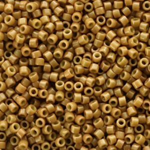 Miyuki kralen 11/0 delica's Duracoat opaque dyed toast yellow DB-2110