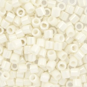 Miyuki kralen 8/0 delica's Ceylon cream beige DBL-203