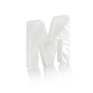 Schelp hanger special letter M White (natuurlijke kleur)