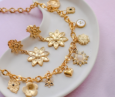 Just arrived! Stainless steel bedels in bloemvorm