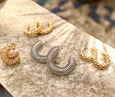 Shop nu de nieuwe collectie stainless steel oorbellen