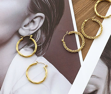 Shop nu de nieuwe collectie stainless steel oorbellen