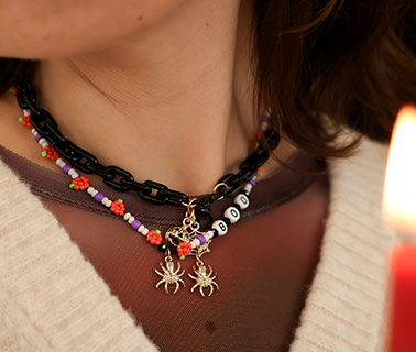 Halloween collectie vol griezelige kralen en bedels!