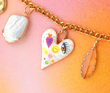 Just in! Nieuwe serie metalen bedels met enamel