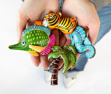 Nieuwe leren portemonnees en sleutelhangers