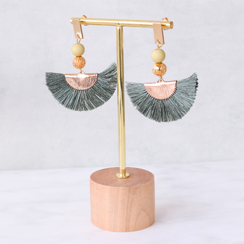 Sieraden in schitterende trendkleuren met fantastische details