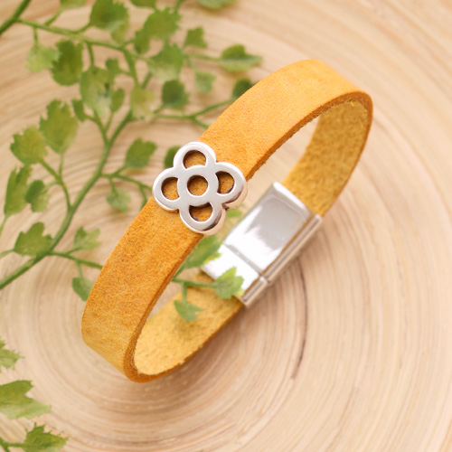 Hoe maak ik een echte statement armband met DQ leer plat?