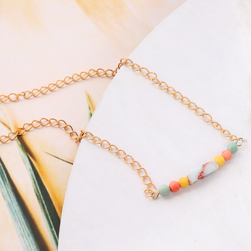 Zelf armbandjes met bijpassende oorbellen maken met nieuwe natuursteen kralen