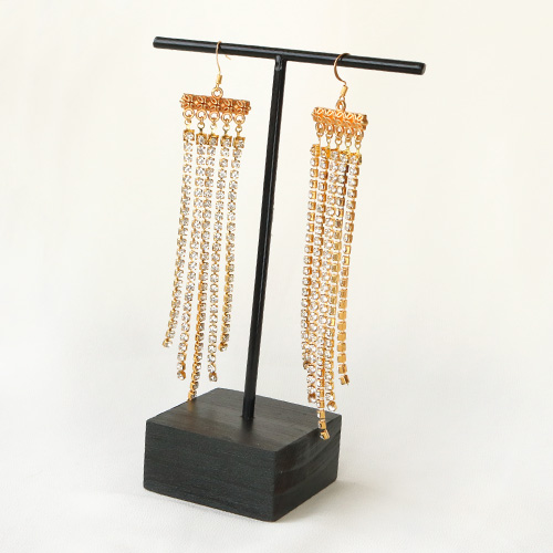 DIY: sprankelende oorbellen en armbanden van strass chain