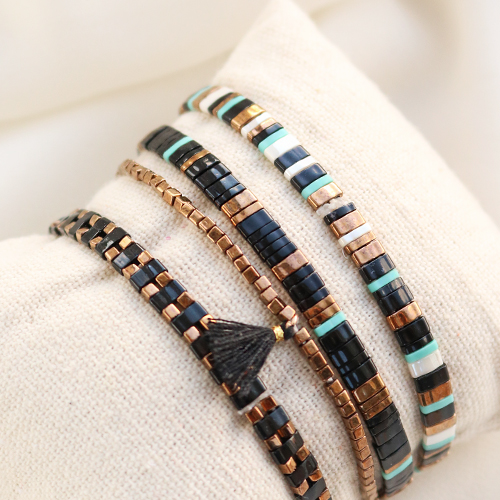 Met de nieuwe Miyuki kralen maak je deze oorbellen en armbanden