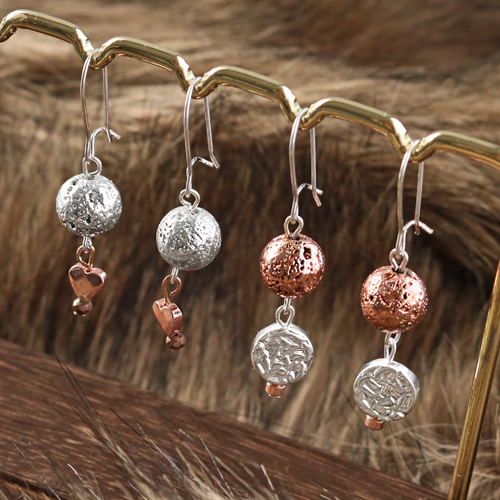 Armbanden en oorbellen maken met kralen van hematite