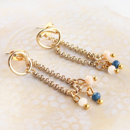 Bekijk hier de inspiratie voor het maken van oorbellen met facet kralen