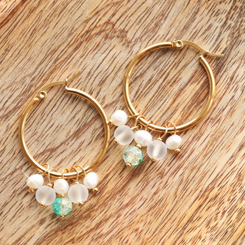 Aan de slag! Maak trendy oorbellen met glaskralen: 