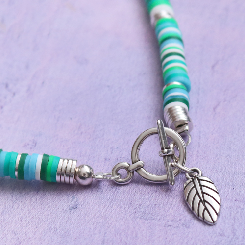 Deze armbanden en kettingen kun je nu zelf maken met Katsuki kralen: 