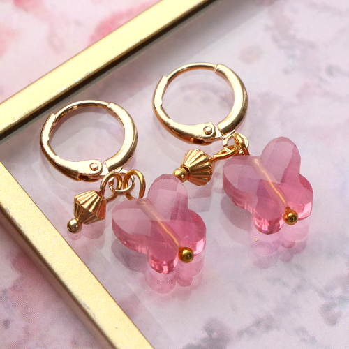 Armbanden en oorbellen ontwerpen in de leukste trendkleuren met fashion facet kralen