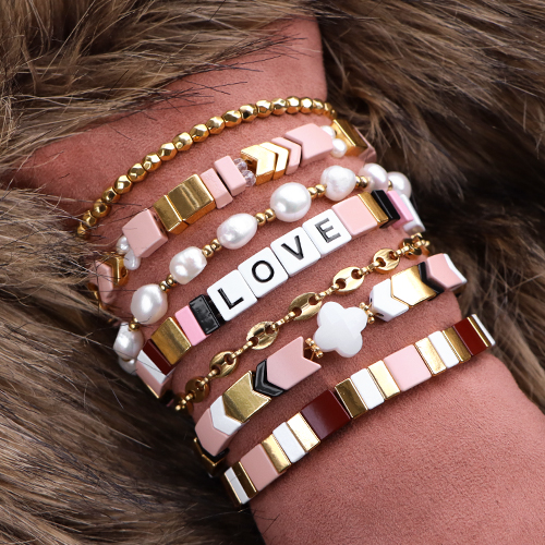 Get creative met deze tile beads in speelse vormen