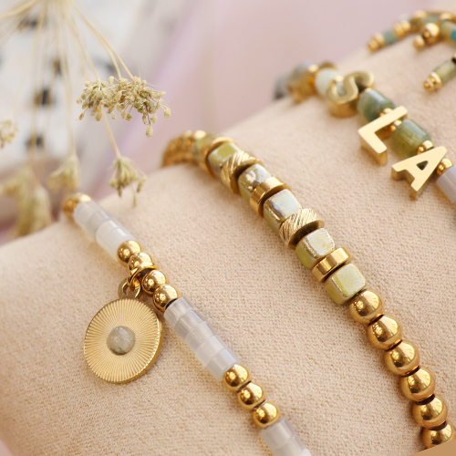 Elegante armbanden maken met natuursteen kralen