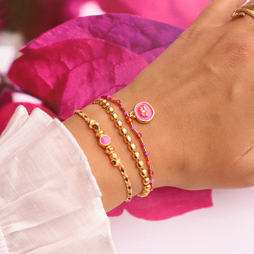 Ga aan de slag en verwerk deze bedels in kettingen en armbanden