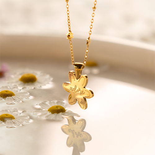 Cre&euml;er een prachtige collectie met onze stainless steel sieraden 