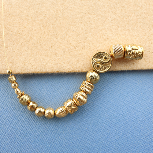 Maak een statement collectie met onze nieuwe stainless steel kralen