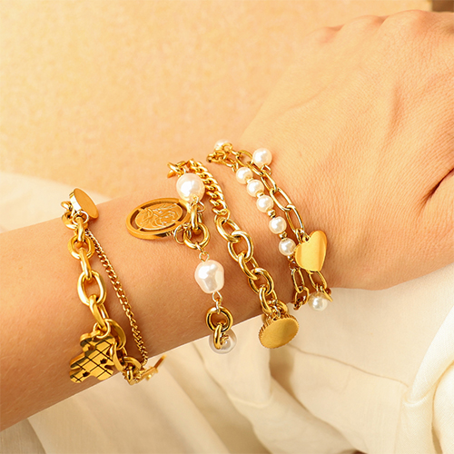 Zo gebruik je een sluitingstool bij armbanden