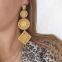 DIY: oorbellen in soutache stijl met geweven hangers