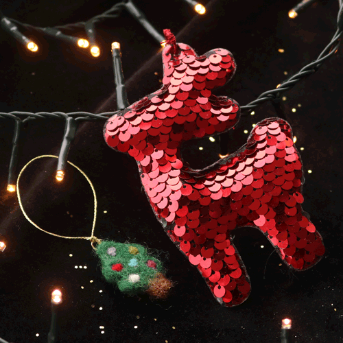 Maak de leukste kersthangers met onze nieuwe collectie kerstfiguren van vilt en pailletten