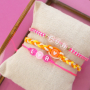 Cre&euml;er trendy zomerse items met macram&eacute; draad en acryl letterkralen