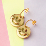 Sieraden inspiratie voor het maken van trendy sieraden met smiley bedels in diverse kleuren