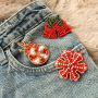 Mix & match: kerst broches in feestelijke vormen